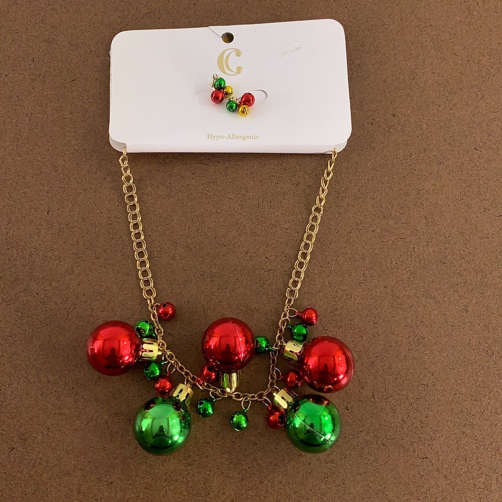 Charming Charlie Red Green Gold Tone Holiday Bell Necklace & Earrings Set NWT